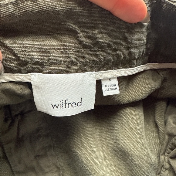 Aritzia Wilfred linen blend olive green pants size 6 - Picture 3 of 5